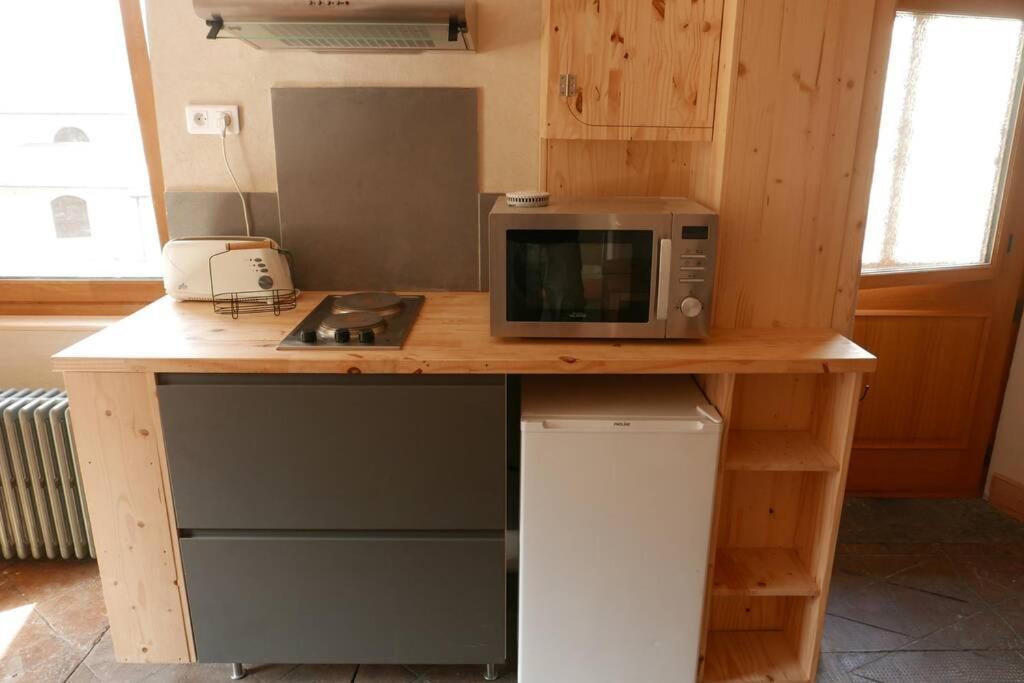 Joli Appartement Confortable Renove Style Cosy Saint-Martin-de-la-Porte エクステリア 写真