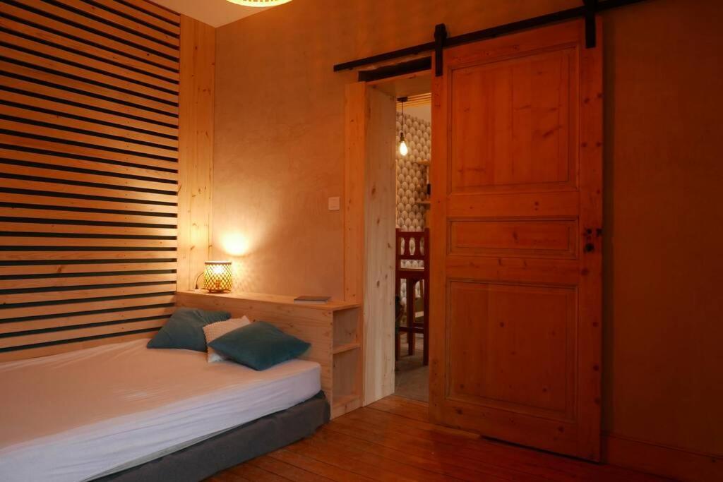 Joli Appartement Confortable Renove Style Cosy Saint-Martin-de-la-Porte エクステリア 写真