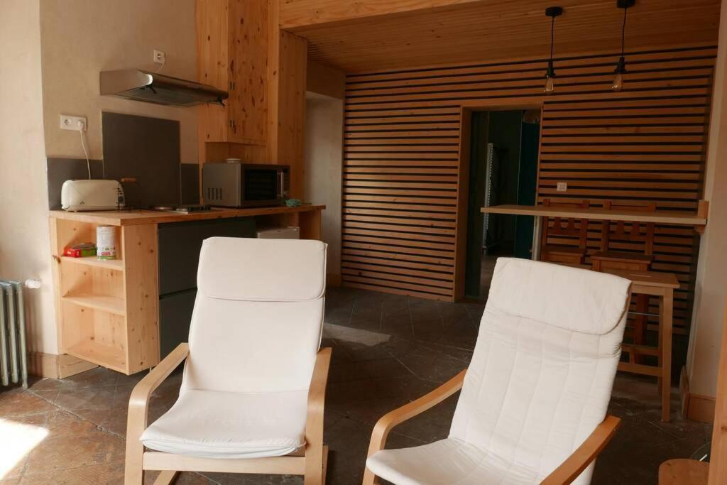 Joli Appartement Confortable Renove Style Cosy Saint-Martin-de-la-Porte エクステリア 写真